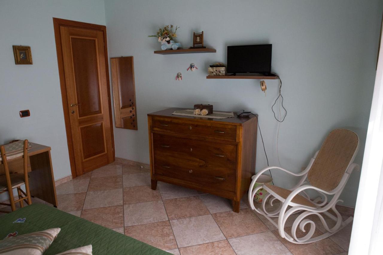 Butterfly Bed & Breakfast Castellammare di Stabia Exterior photo