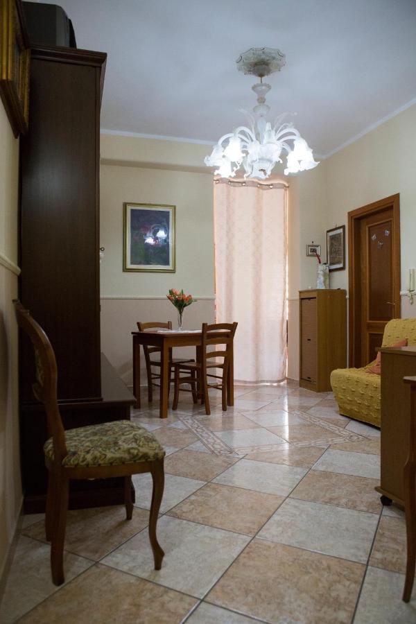 Butterfly Bed & Breakfast Castellammare di Stabia Exterior photo